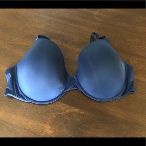 38DD Victoria’s Secret T-Shirt Demi